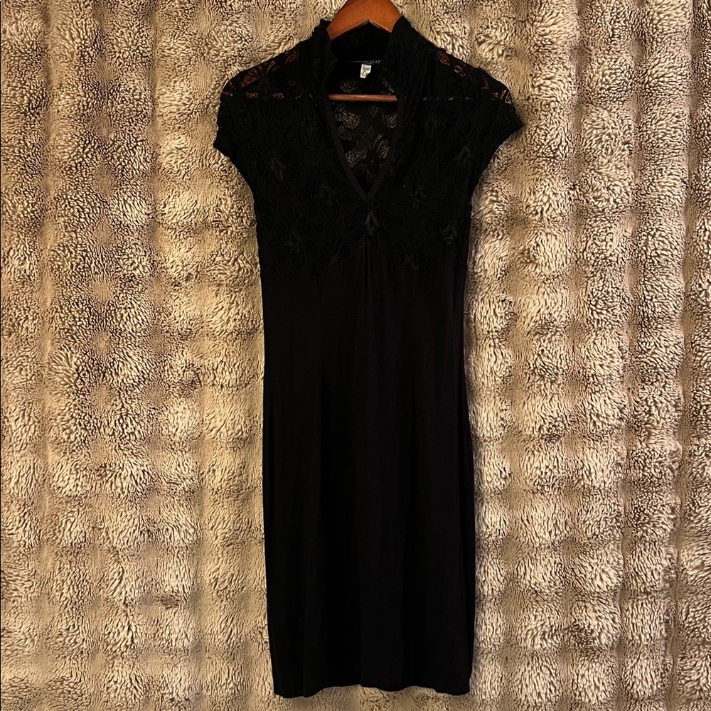 Etincelle Black Lace Top